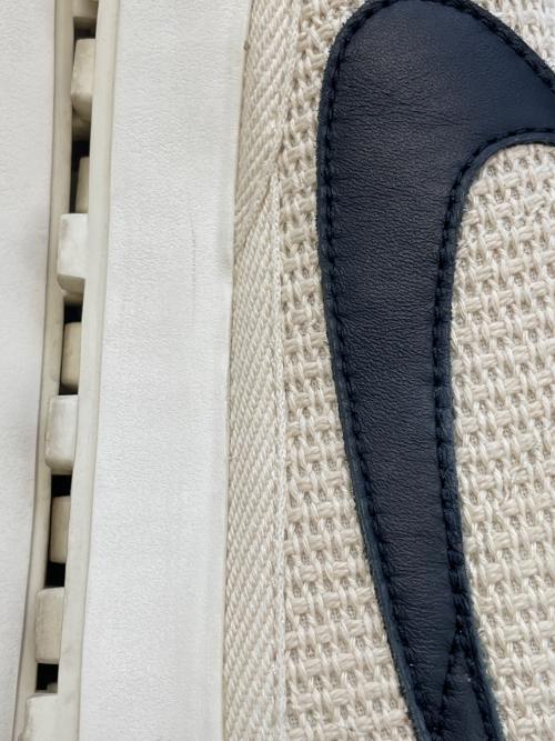 NIKE（ナイキ）NIKE (ナイキ) スニーカー ベージュ サイズ:cm27.5の古着・服飾アイテム