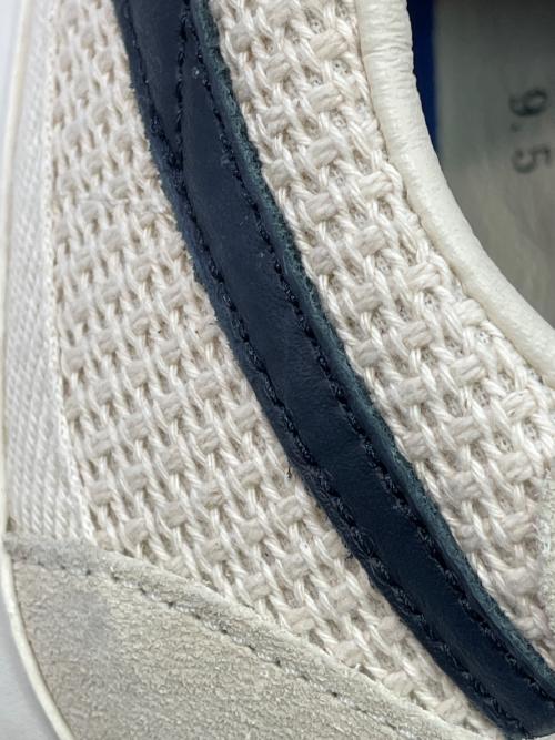 NIKE（ナイキ）NIKE (ナイキ) スニーカー ベージュ サイズ:cm27.5の古着・服飾アイテム