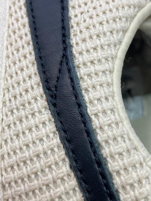 NIKE（ナイキ）NIKE (ナイキ) スニーカー ベージュ サイズ:cm27.5の古着・服飾アイテム