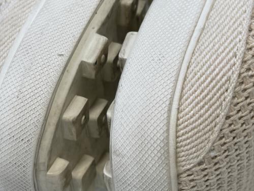 NIKE（ナイキ）NIKE (ナイキ) スニーカー ベージュ サイズ:cm27.5の古着・服飾アイテム