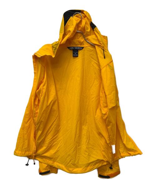 ARC'TERYX（アークテリクス）ARC'TERYX (アークテリクス) ナイロンジャケット イエロー サイズ:Ｓの古着・服飾アイテム