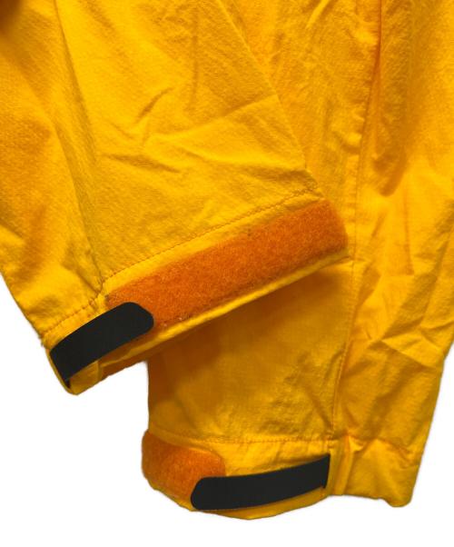 ARC'TERYX（アークテリクス）ARC'TERYX (アークテリクス) ナイロンジャケット イエロー サイズ:Ｓの古着・服飾アイテム