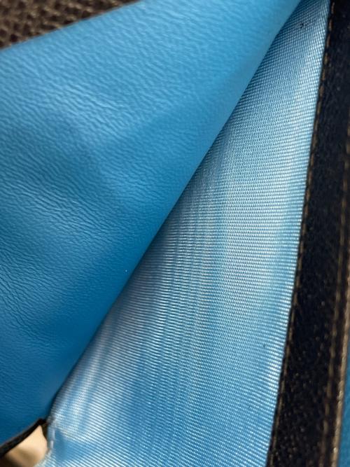 BVLGARI（ブルガリ）BVLGARI (ブルガリ) 2つ折り財布 ブラック×ブルーの古着・服飾アイテム