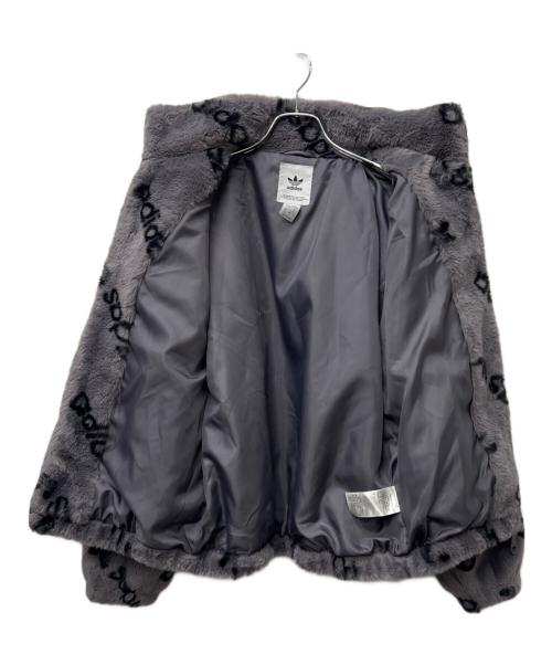 adidas（アディダス）adidas (アディダス) トーナル総柄プリント ファージャケット グレー サイズ:Ｓの古着・服飾アイテム