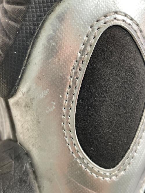 NIKE（ナイキ）NIKE (ナイキ) WMNS AIR MAX MUSE BLACK/METALLIC SILVER スニーカー シルバー×ブラック サイズ:cm27.5の古着・服飾アイテム