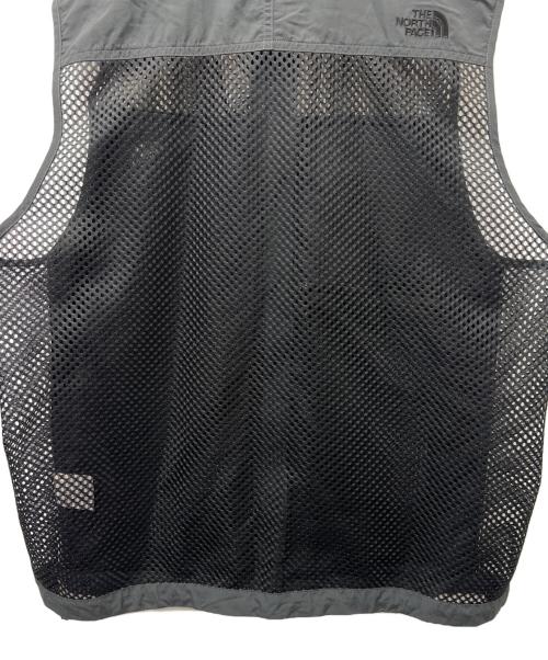 THE NORTH FACE（ザ ノース フェイス）THE NORTH FACE (ザ ノース フェイス) ベスト グレー サイズ:Mの古着・服飾アイテム