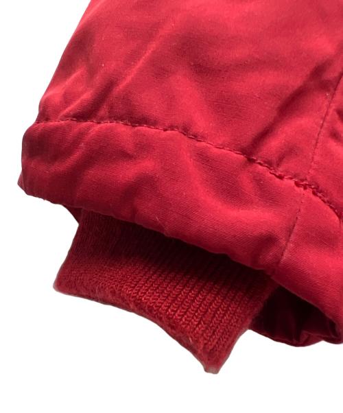 AVIREX（アヴィレックス）AVIREX (アヴィレックス) ミリタリーファンクションダウンジャケット レッド サイズ:Mの古着・服飾アイテム