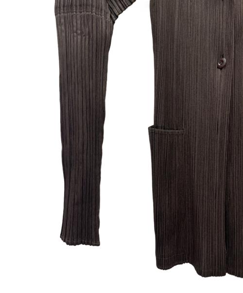 PLEATS PLEASE（プリーツプリーズ）PLEATS PLEASE (プリーツプリーズ) プリーツジャケット ブラウン サイズ:３の古着・服飾アイテム