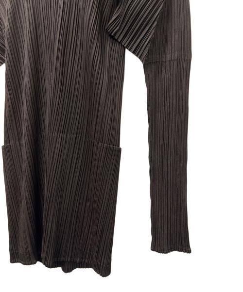 PLEATS PLEASE（プリーツプリーズ）PLEATS PLEASE (プリーツプリーズ) プリーツジャケット ブラウン サイズ:３の古着・服飾アイテム