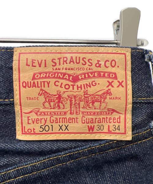 LEVI'S（リーバイス）LEVI'S (リーバイス) デニムパンツ ブルー サイズ:３０の古着・服飾アイテム