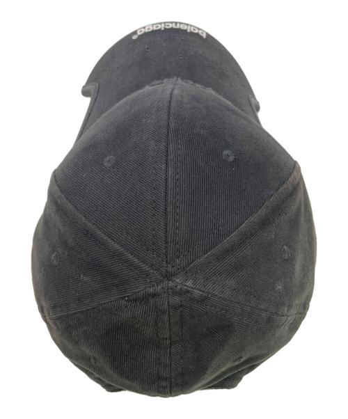 BALENCIAGA（バレンシアガ）BALENCIAGA (バレンシアガ) カットアウトベースボールキャップ ブラックの古着・服飾アイテム