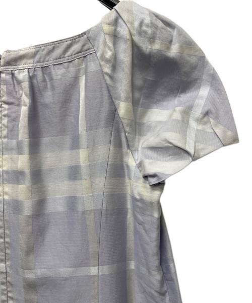 BURBERRY LONDON（バーバリーロンドン）BURBERRY LONDON (バーバリーロンドン) 半袖ワンピース ラベンダー サイズ:４０の古着・服飾アイテム