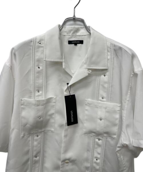 LOVELESS（ラブレス）LOVELESS (ラブレス) スタッズキューバシャツ ホワイト サイズ:Ｌの古着・服飾アイテム