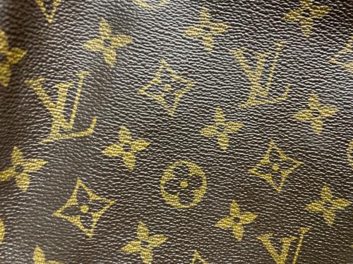 LOUIS VUITTON（ルイ ヴィトン）LOUIS VUITTON (ルイ ヴィトン) ショルダーバッグ ブラウン サイズ:-の古着・服飾アイテム