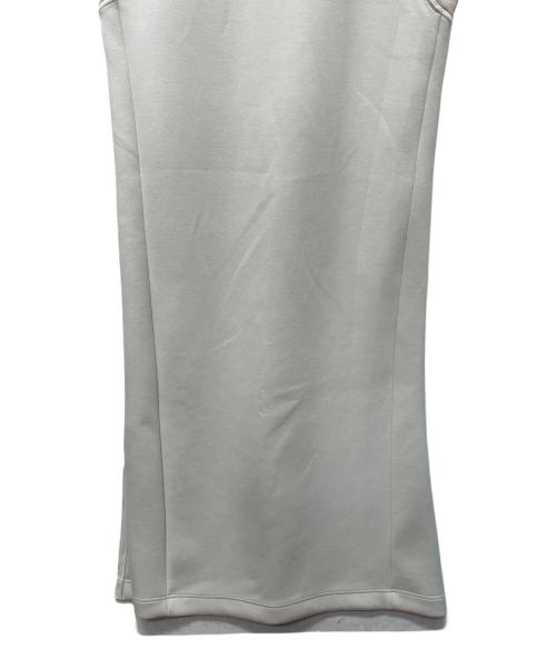 A + TOKYO（エープラス トウキョウ）A + TOKYO (エープラス トウキョウ) Wコードパーカーリラックスワンピース ベージュ サイズ:２の古着・服飾アイテム