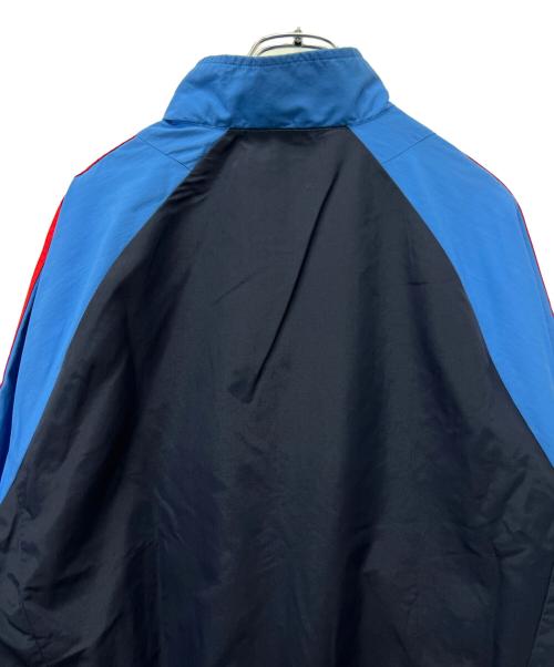 adidas（アディダス）adidas (アディダス) ナイロンジャケット ブルー×レッド サイズ:ＸＬの古着・服飾アイテム