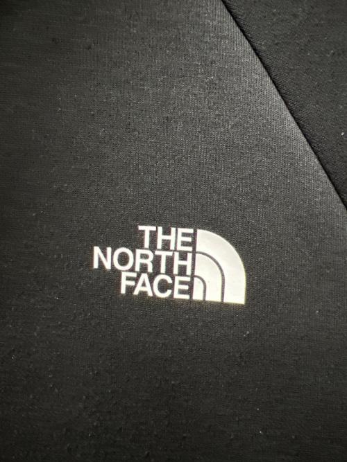 THE NORTH FACE（ザ ノース フェイス）THE NORTH FACE (ザ ノース フェイス) テックエアースウェットフーディ ブラック サイズ:ＸＬの古着・服飾アイテム