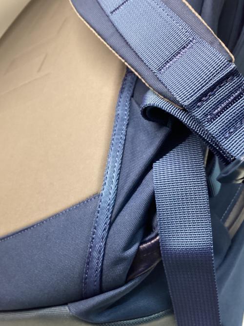 Yeti（イエティ）Yeti (イエティ) リュック ブルーの古着・服飾アイテム