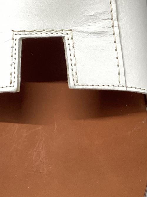 HERMES（エルメス）HERMES (エルメス) サンダル ホワイト×ブラウン サイズ:SIZE 36の古着・服飾アイテム