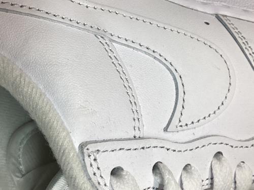 NIKE（ナイキ）NIKE (ナイキ) SUPREME (シュプリーム) スニーカー ホワイト サイズ:26.5cm （US 8.5）の古着・服飾アイテム