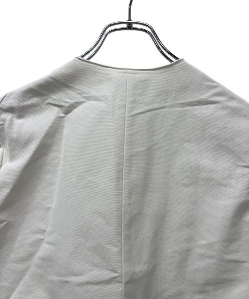 DRAWER（ドゥロワー）Drawer (ドゥロワー) ノーカラージャケット ホワイト サイズ:３６の古着・服飾アイテム