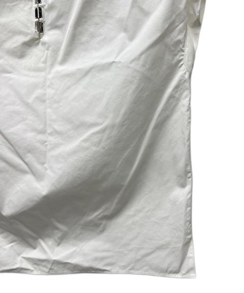 LOUIS VUITTON（ルイ ヴィトン）LOUIS VUITTON (ルイ ヴィトン) ノースリーブブラウス ホワイト サイズ:３４の古着・服飾アイテム