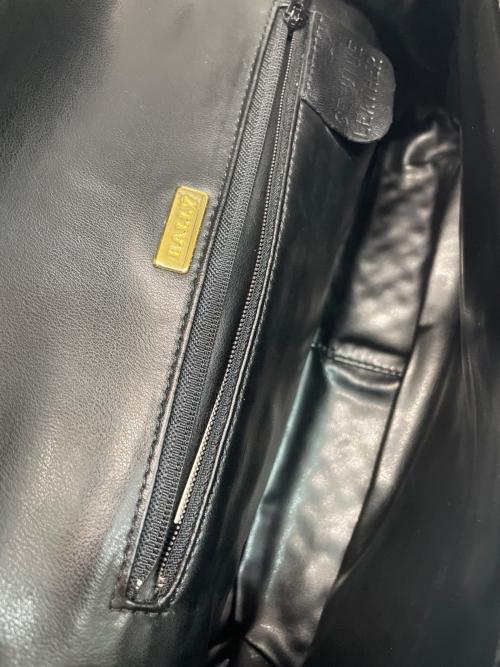 BALLY（バリー）BALLY (バリー) ステッチレザーバッグ ブラックの古着・服飾アイテム