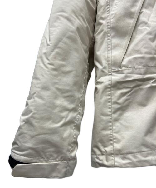 HELLY HANSEN（ヘリーハンセン）HELLY HANSEN (ヘリーハンセン) 中綿ジャケット ベージュ サイズ:Mの古着・服飾アイテム