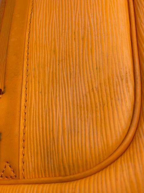 LOUIS VUITTON（ルイ ヴィトン）LOUIS VUITTON (ルイ ヴィトン) ダヌーラPM オレンジの古着・服飾アイテム