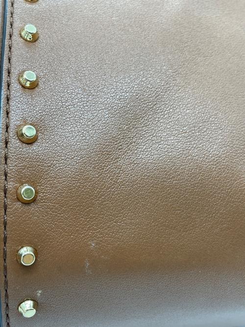 MICHAEL KORS（マイケルコース）MICHAEL KORS (マイケルコース) ショルダーバッグ ブラウンの古着・服飾アイテム