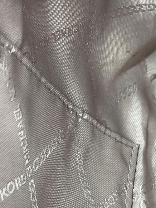 MICHAEL KORS（マイケルコース）MICHAEL KORS (マイケルコース) ショルダーバッグ ブラウンの古着・服飾アイテム