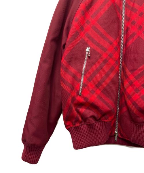 BURBERRY（バーバリー）BURBERRY (バーバリー) リバーシブルボンバージャケット レッド サイズ:Ｓの古着・服飾アイテム