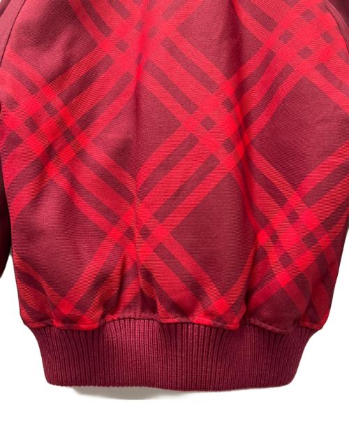 BURBERRY（バーバリー）BURBERRY (バーバリー) リバーシブルボンバージャケット レッド サイズ:Ｓの古着・服飾アイテム