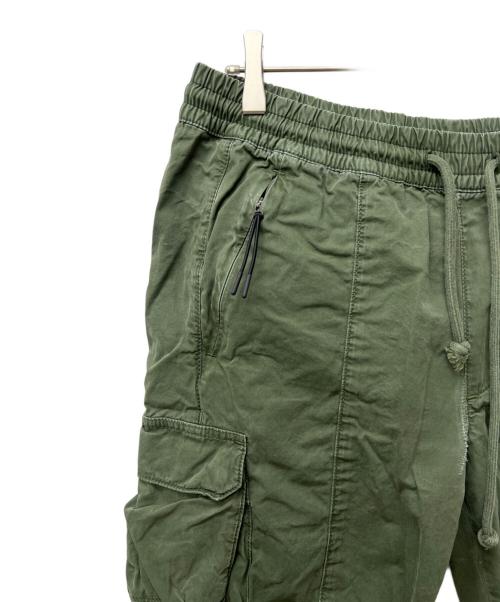 KITH（キス）KITH (キス) カーゴパンツ カーキ サイズ:Mの古着・服飾アイテム
