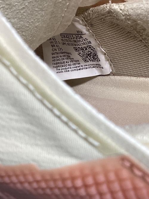 NIKE（ナイキ）NIKE (ナイキ) AVA ROVER ベージュ×オレンジ サイズ:cm27.5の古着・服飾アイテム
