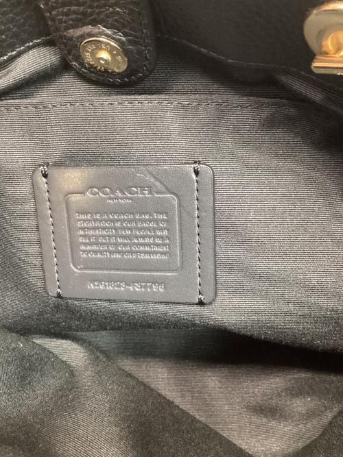 COACH（コーチ）COACH (コーチ) チェーンショルダートートバッグ ブラックの古着・服飾アイテム
