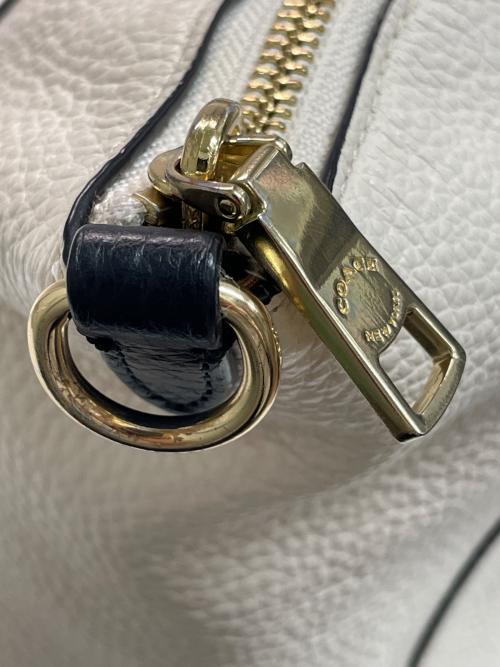 COACH（コーチ）COACH (コーチ) 2WAYバッグ アイボリーの古着・服飾アイテム