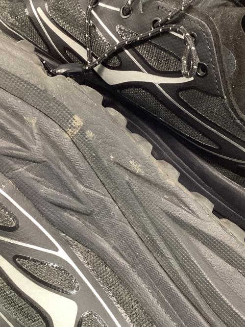 HOKA（ホカ）HOKA (ホカ) スニーカー ブラック サイズ:JPN28.5の古着・服飾アイテム