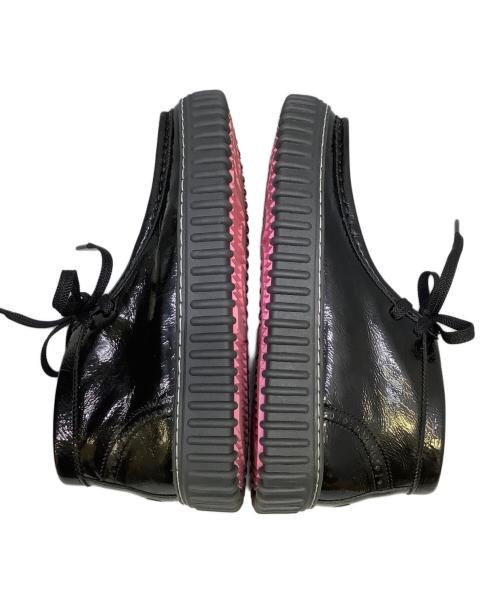 CLARKS（クラークス）CLARKS (クラークス) シューズ　	CLARKS（クラークス）　TORHILL HEART ブラック×ピンク サイズ:24cmの古着・服飾アイテム
