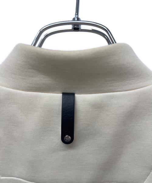 mackage（マッカージュ）mackage (マッカージュ) ペプラムライトダウンジャケット アイボリー サイズ:Mの古着・服飾アイテム