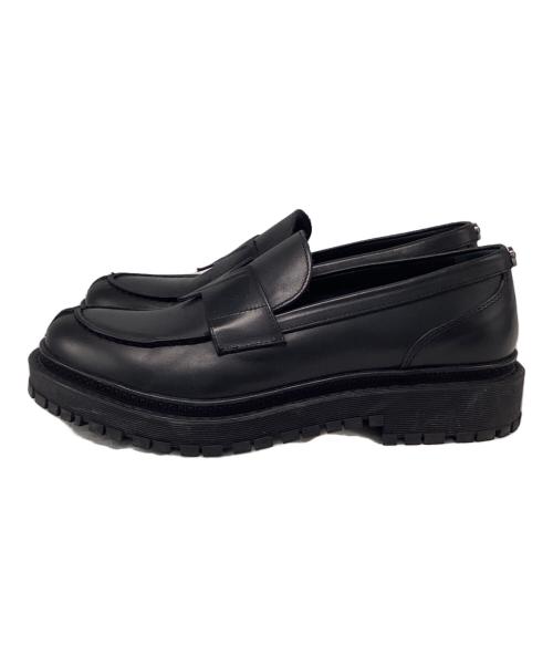 VERSACE（ヴェルサーチェ）VERSACE (ヴェルサーチェ) ローファー ブラック サイズ:SIZE 41 1/2の古着・服飾アイテム