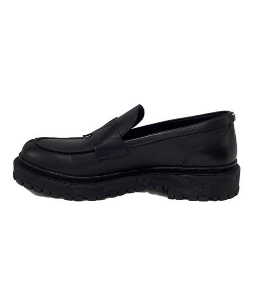 VERSACE（ヴェルサーチェ）VERSACE (ヴェルサーチェ) ローファー ブラック サイズ:SIZE 41 1/2の古着・服飾アイテム