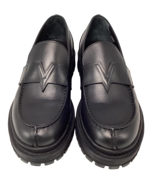 VERSACE（ヴェルサーチェ）VERSACE (ヴェルサーチェ) ローファー ブラック サイズ:SIZE 41 1/2の古着・服飾アイテム