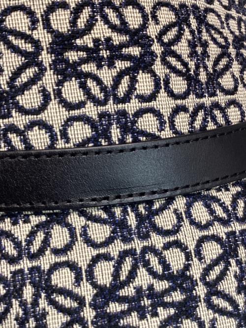 LOEWE（ロエベ）LOEWE (ロエベ) アナグラムバケットハット ベージュ×ネイビーの古着・服飾アイテム