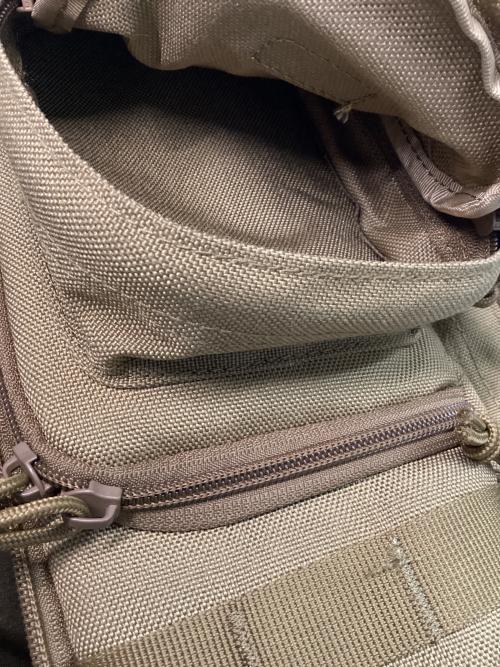 hazard4（ハザードフォー）hazard4 (ハザードフォー) カメラバッグ ベージュの古着・服飾アイテム
