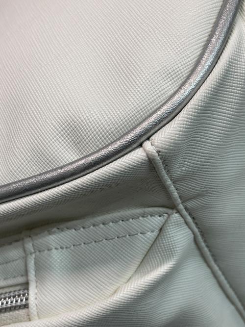 M U SPORTS（エムユースポーツ）M U SPORTS (エムユースポーツ) ボストンバッグ ホワイトの古着・服飾アイテム