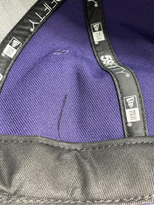 New Era（ニューエラ）New Era (ニューエラ) Denim Tears (デニムティアーズ) キャップ パープルの古着・服飾アイテム