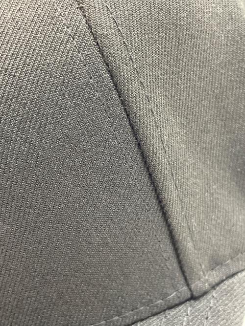 New Era（ニューエラ）New Era (ニューエラ) Denim Tears (デニムティアーズ) キャップ ブラックの古着・服飾アイテム