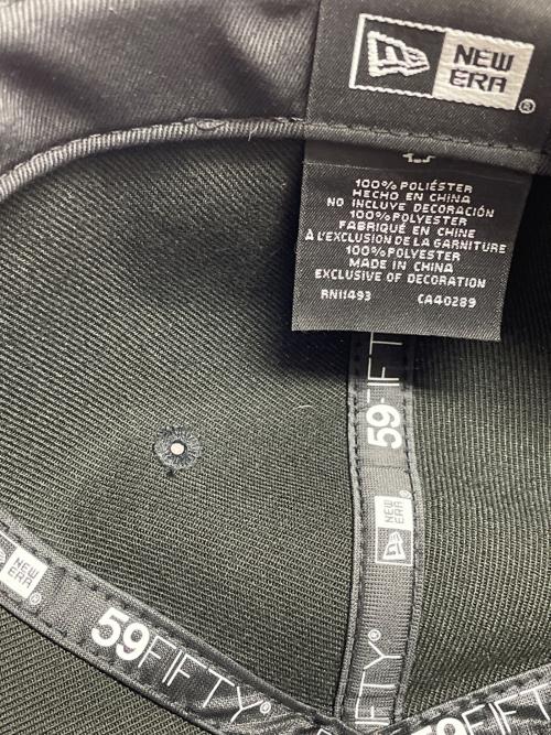 New Era（ニューエラ）New Era (ニューエラ) Denim Tears (デニムティアーズ) キャップ ブラックの古着・服飾アイテム