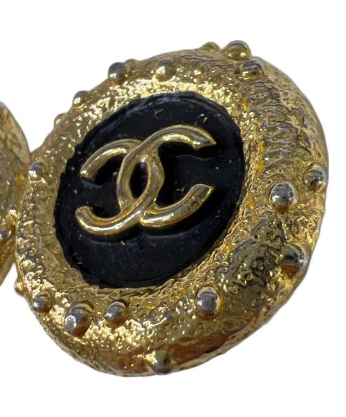 CHANEL（シャネル）CHANEL (シャネル) ココマークイヤリング ブラック×ゴールドカラーの古着・服飾アイテム